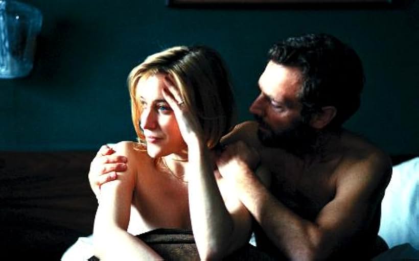 Valeria Bruni Tedeschi and Stéphane Freiss in Five Times Two (2004)