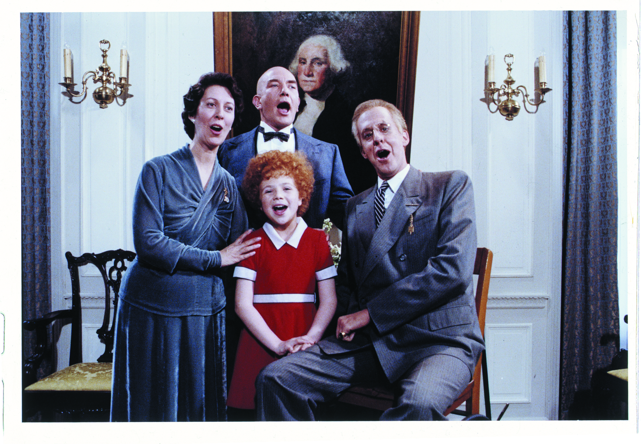 Albert Finney, Edward Herrmann, Lois De Banzie, and Aileen Quinn in Annie (1982)