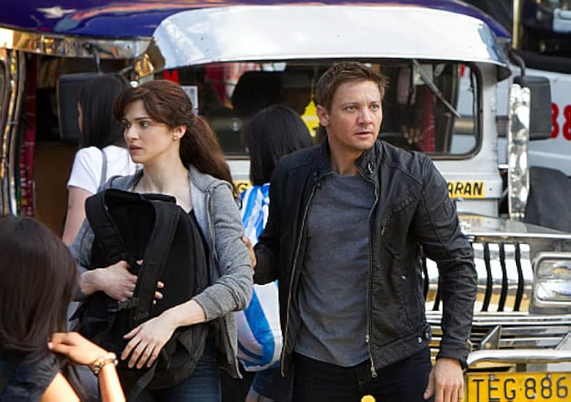 Rachel Weisz and Jeremy Renner in The Bourne Legacy (2012)