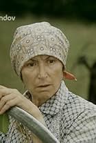 Nina Popelíková in Neco je ve vzduchu (1981)