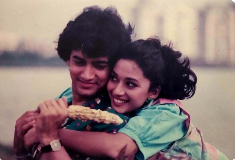 Madhuri Dixit and Aamir Khan in Dil (1990)