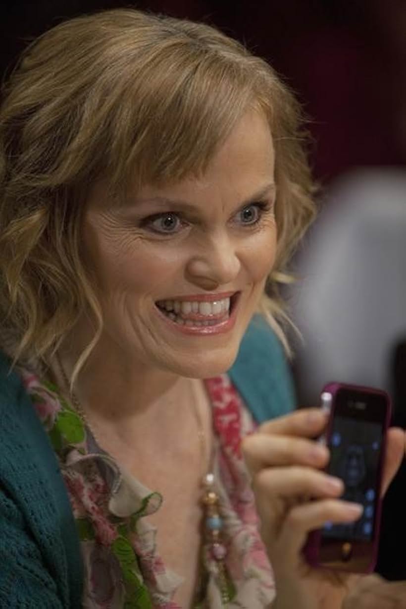 Stephnie Weir in Modern Family (2009)