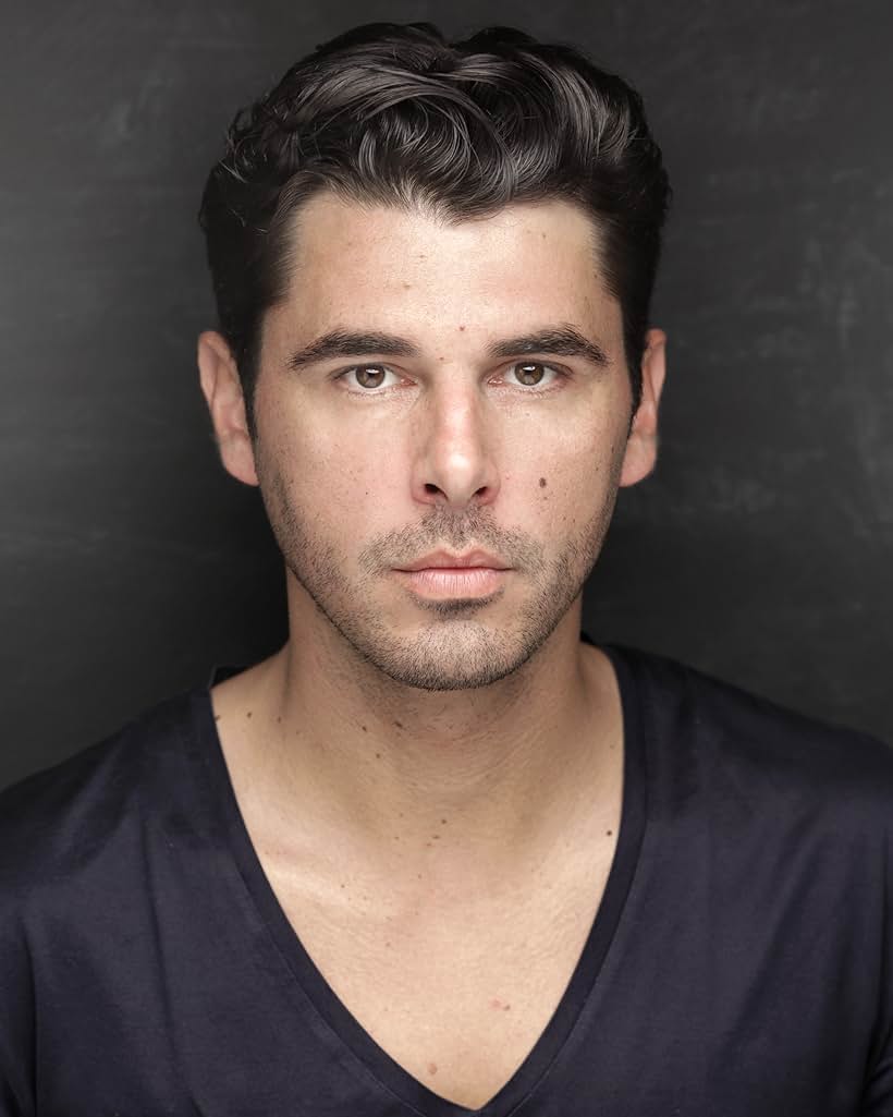 Head shot Ricardo Angelini