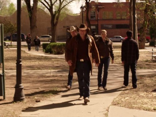 Katee Sackhoff and Robert Taylor in Longmire (2012)