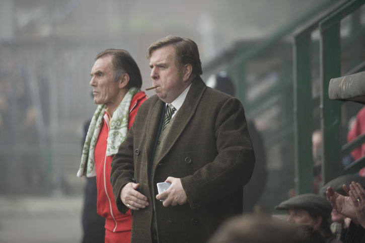 Timothy Spall and Maurice Roëves in The Damned United (2009)