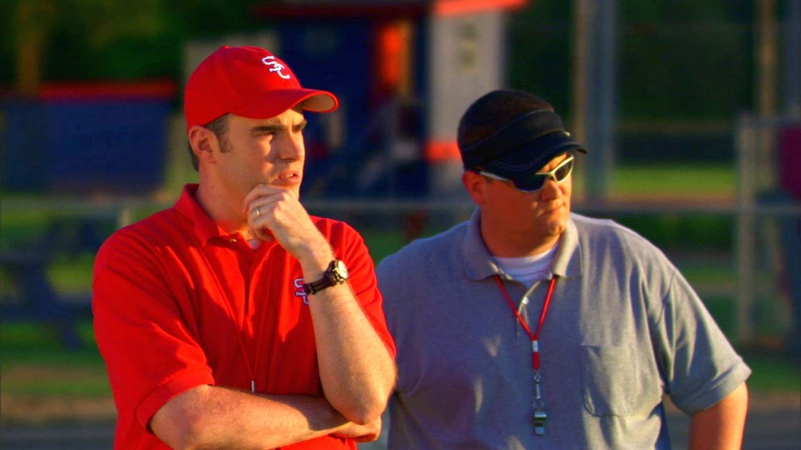 Tracy Goode and Alex Kendrick in Facing the Giants (2006)