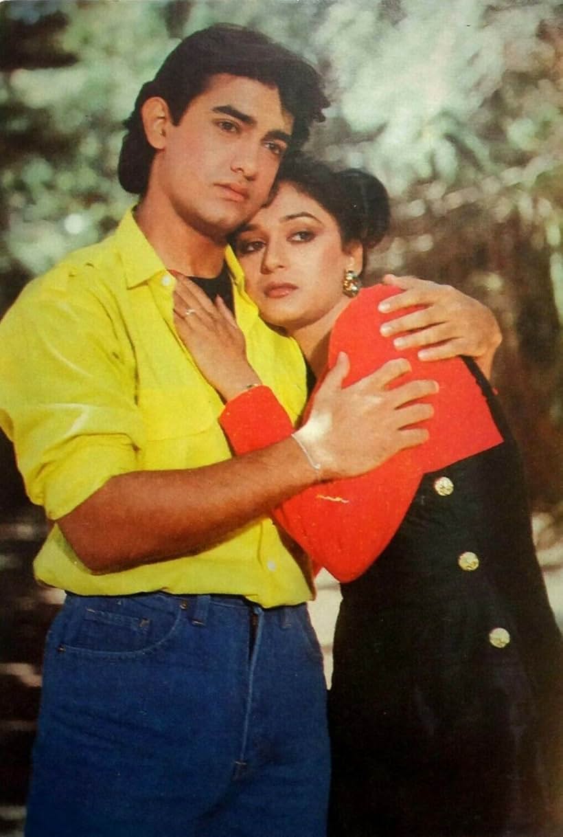 Madhuri Dixit and Aamir Khan in Dil (1990)