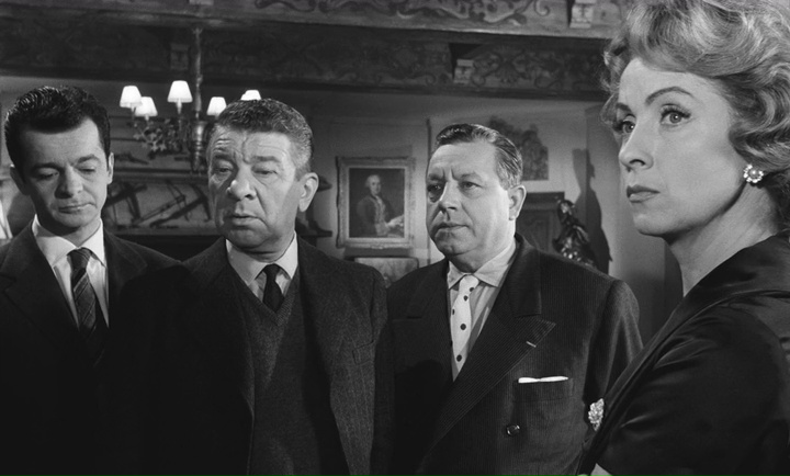 Robert Dalban, Danielle Darrieux, Paul Frankeur, and Serge Reggiani in Marie-Octobre (1959)