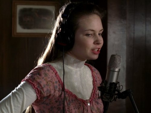 Daveigh Chase in Big Love (2006)