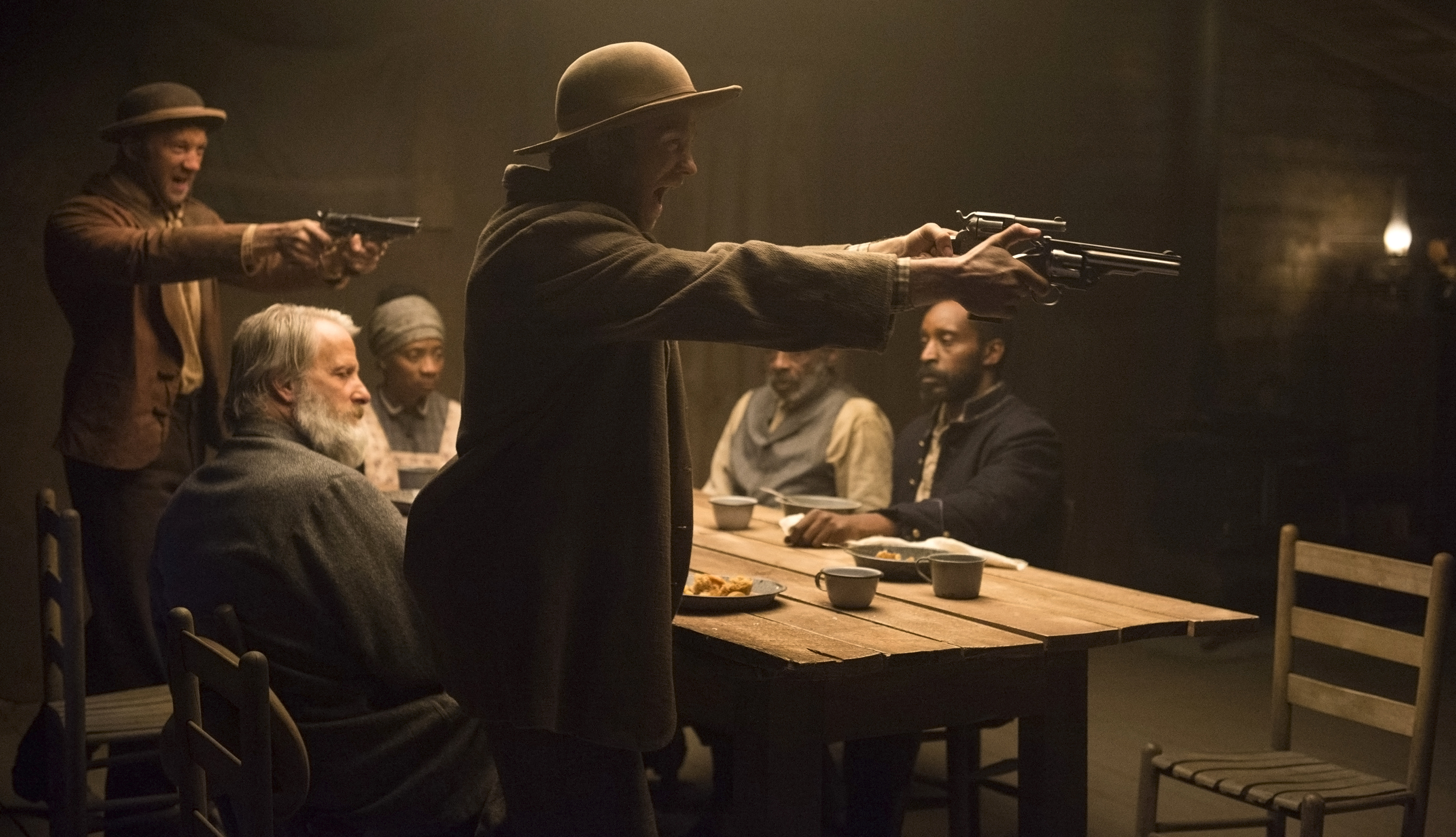 Jeff Daniels, Erik LaRay Harvey, Rob Morgan, Elisa Perry, Russell Dennis Lewis, and Matthew Dennis Lewis in Godless (2017)