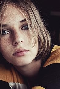 Primary photo for Maya Hawke