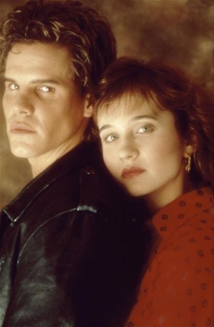 Craig Sheffer and Anne Bobby in Nightbreed (1990)