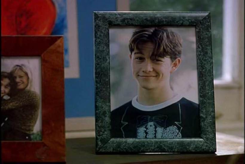 Joseph Gordon-Levitt in Forever Lulu (2000)