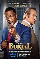 Tommy Lee Jones and Jamie Foxx in The Burial (2023)