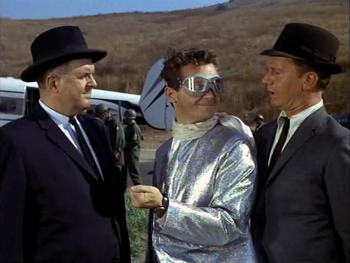 John McGiver, Paul Smith, and Stephen Strimpell in Mr. Terrific (1967)