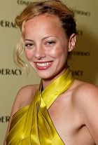 Bijou Phillips