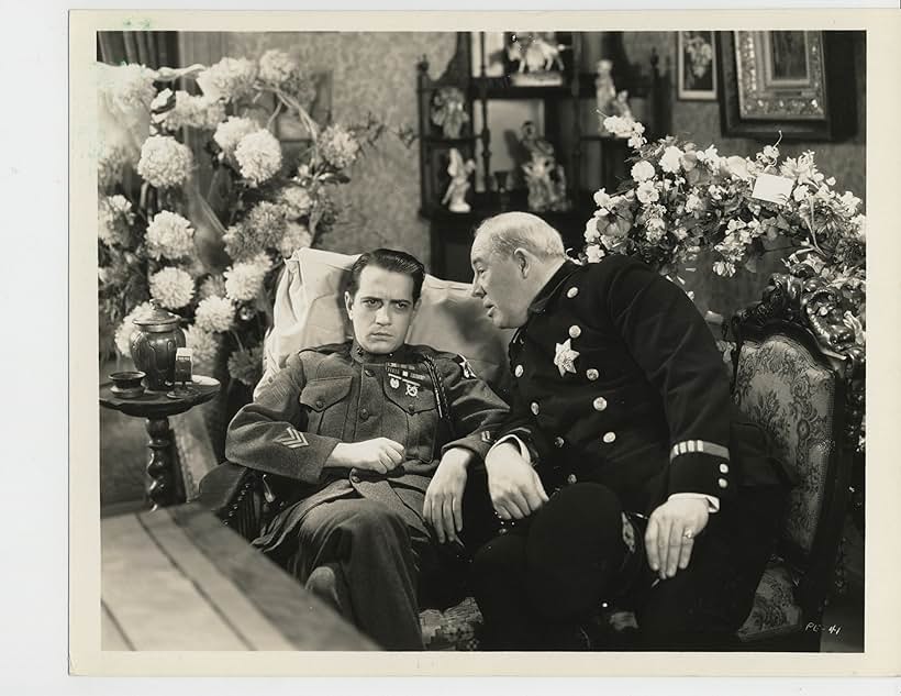 Donald Cook and Robert Homans in The Public Enemy (1931)