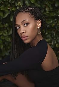 Primary photo for Nicole Beharie