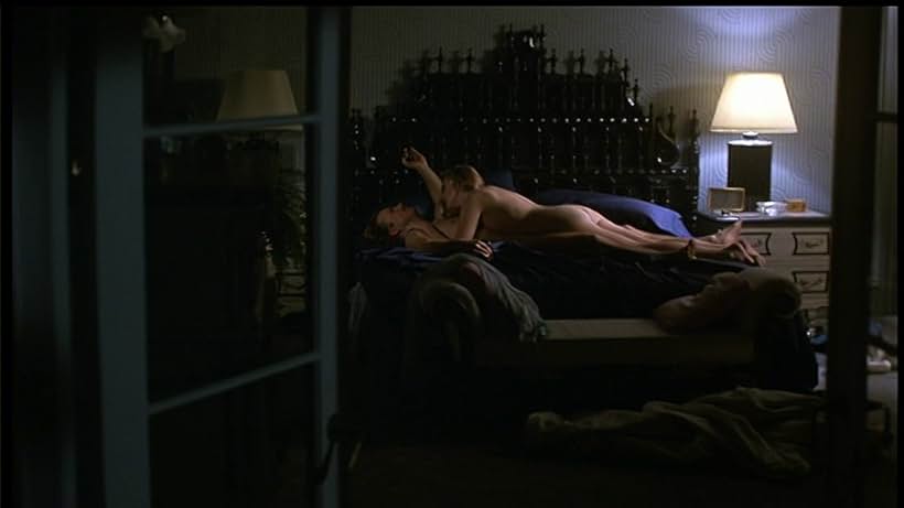 William Hurt and Kathleen Turner in Body Heat (1981)