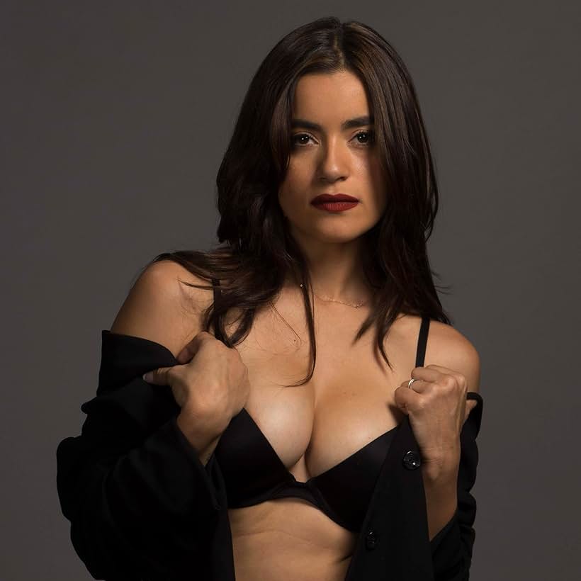 Paulina Gaitan in Diablo Guardián (2018)