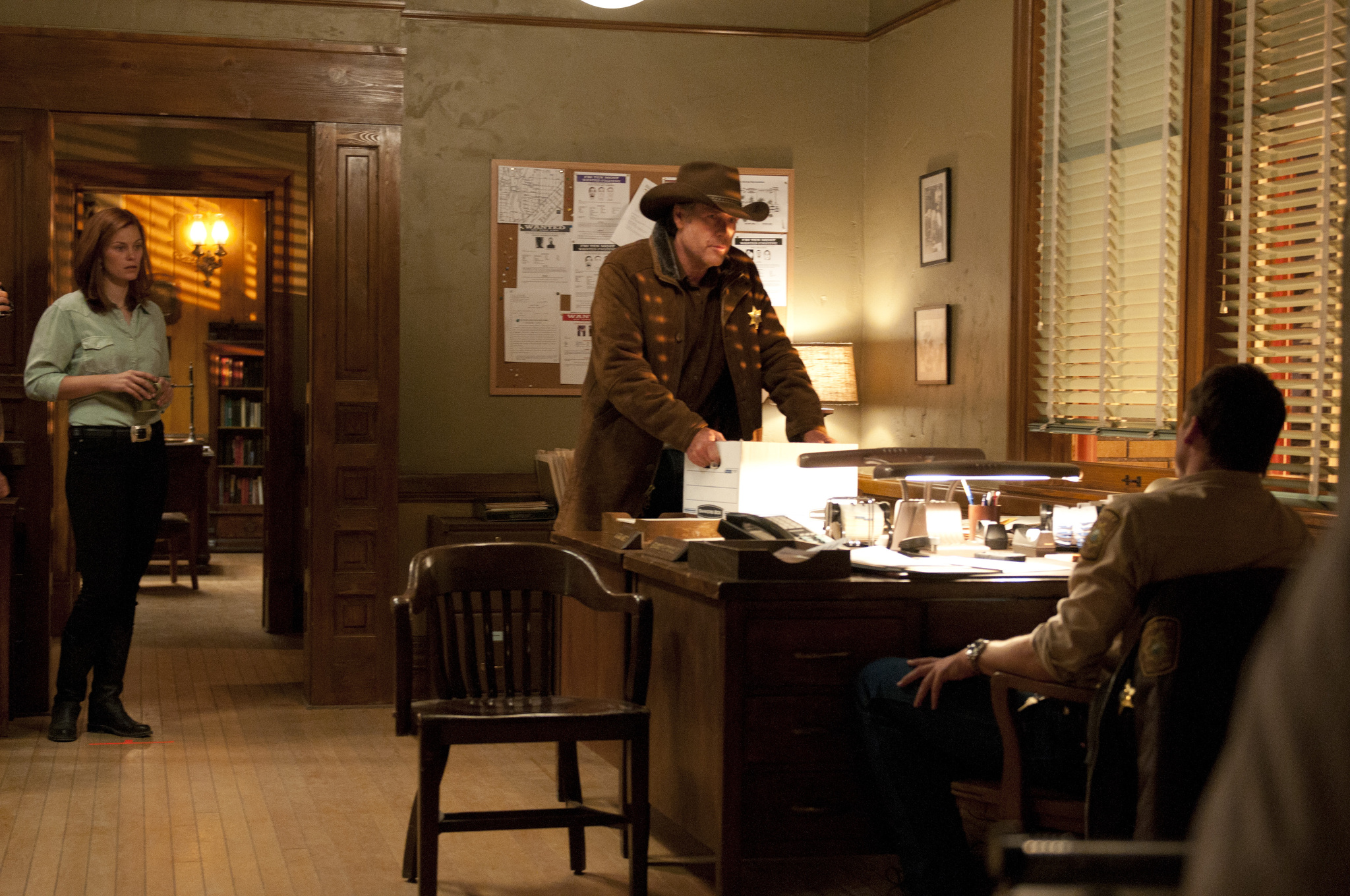 Robert Taylor and Cassidy Freeman in Longmire (2012)