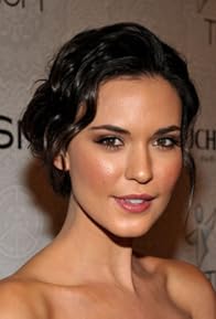 Primary photo for Odette Annable