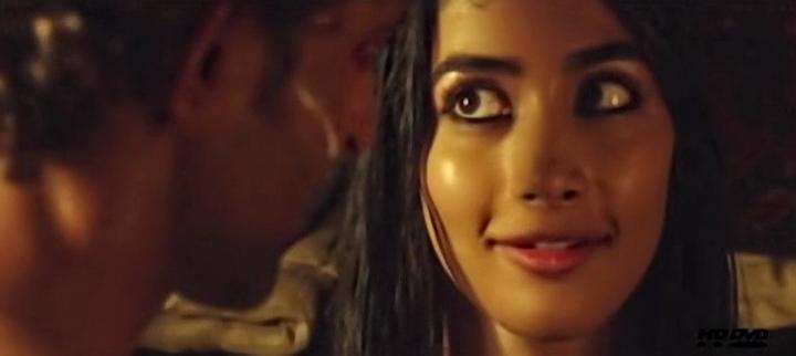 Hrithik Roshan and Pooja Hegde in Mohenjo Daro (2016)