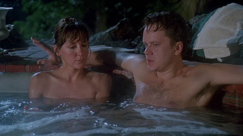 Tim Robbins and Cynthia Stevenson in The Player (1992)