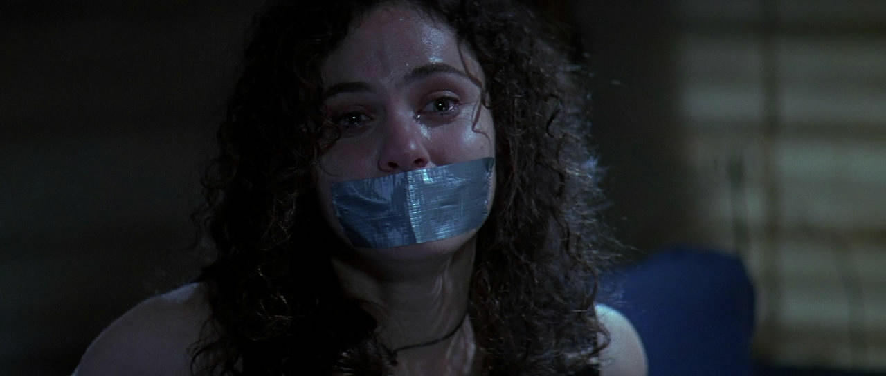 Amy Brenneman in Fear (1996)