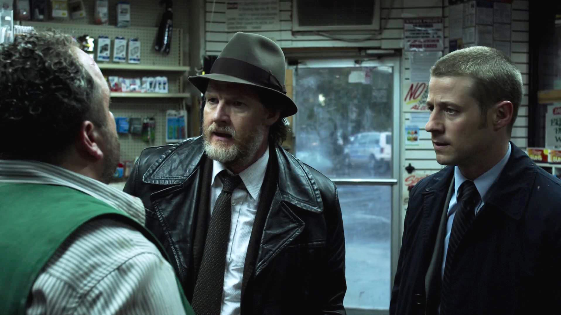 Donal Logue, Ben McKenzie, and Carmine Famiglietti in Gotham (2014)