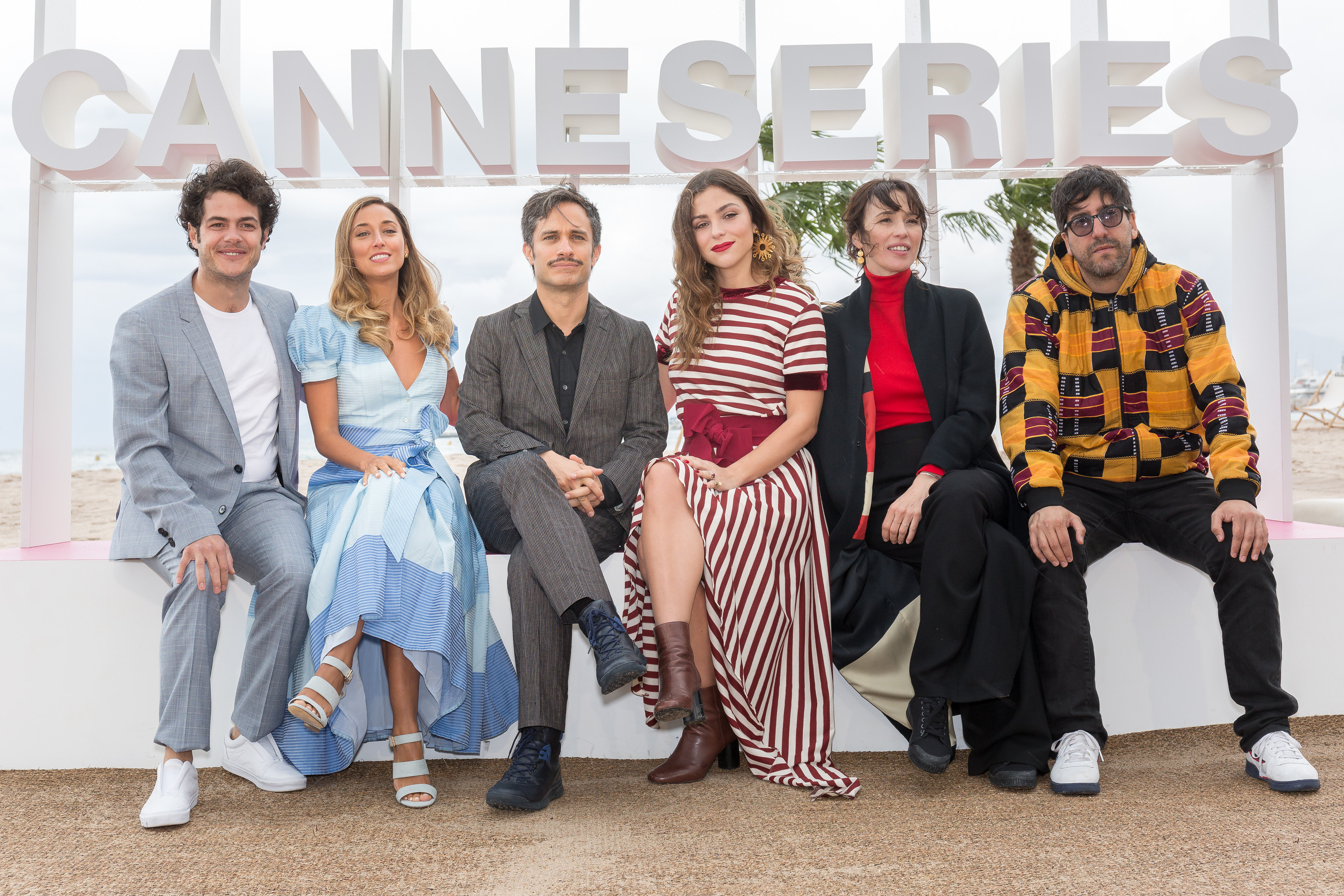 Gael García Bernal, Ariadna Gil, Alfonso Dosal, Kyzza Terrazas, Sofía Sisniega, and Paulina Dávila at an event for Here on Earth (2018)