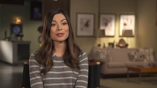 Crowded: Miranda Cosgrove On Working With James Burrows