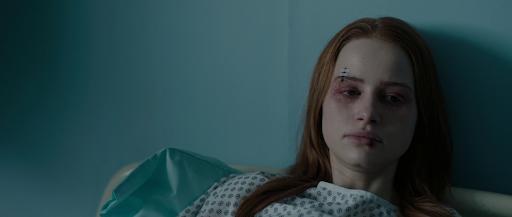 Madelaine Petsch in Sightless (2020)