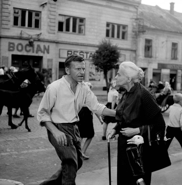 Ida Kaminska and Jozef Kroner in The Shop on Main Street (1965)