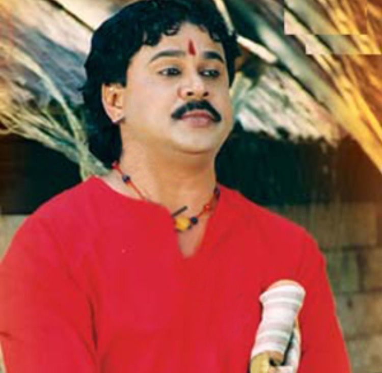 Dileep in Chanthupottu (2005)