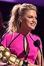 Kelsea Ballerini in Radio Disney Music Awards (2016)