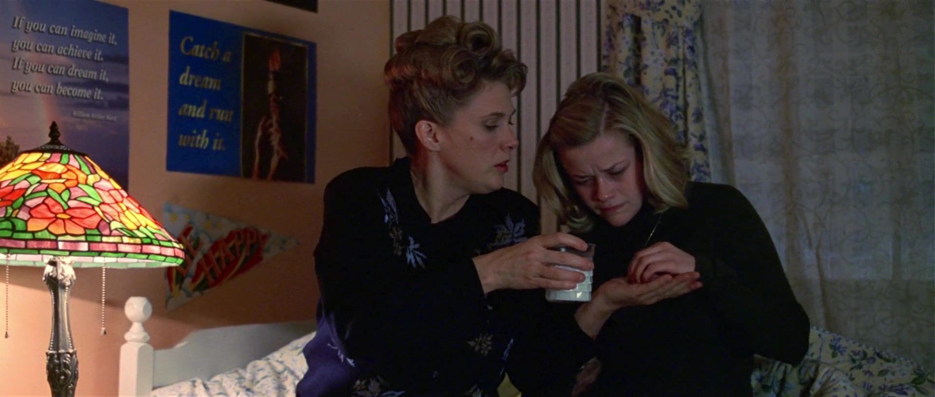 Reese Witherspoon and Colleen Camp in Election (1999)