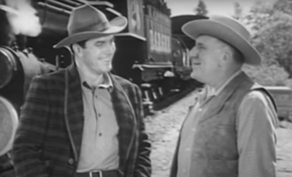 William Bendix and Lang Jeffries in Overland Trail (1960)