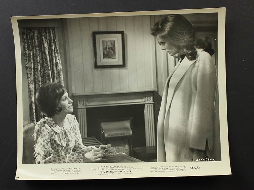 Samantha Eggar and Ingrid Thulin in Return from the Ashes (1965)