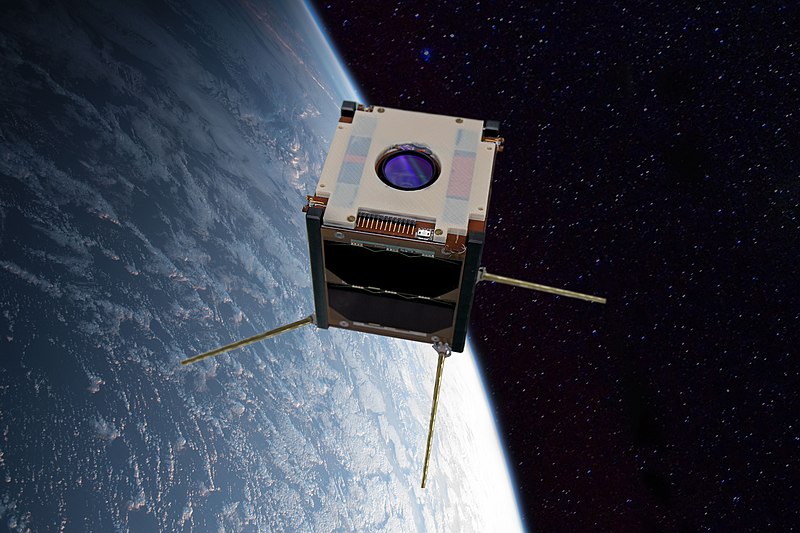 File:Suomi100 -satelliitti avaruudessa.jpg