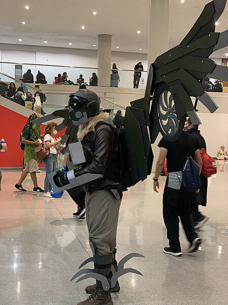 File:2021 NYCC Vulture Cosplay.jpg