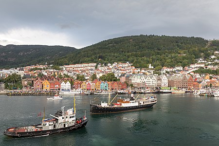 Die Schiffe SS Stord I und MS Vulcanus in Bergen, von Tore Sætre