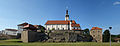 Stadtpfarrkirche Mariä Himmelfahrt mit äußerer Ringmauer