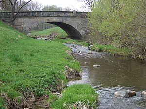 Mistelbach mit Brücke Carl-Burger-Straße