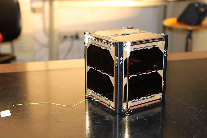 File:1KUNS-PF 1-U Cubesat.jpg