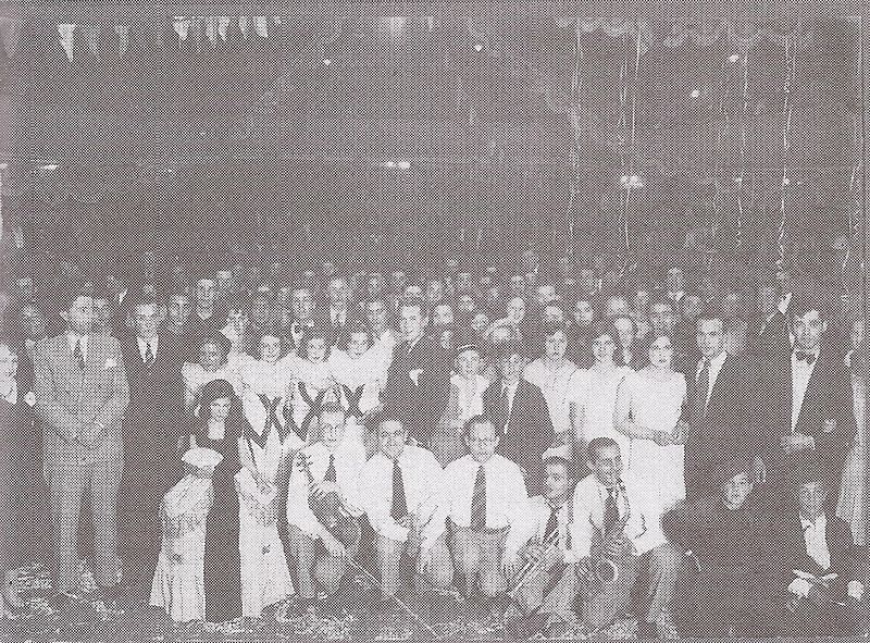 File:Baile de la colectividad española de Comodoro Rivadavia.jpg